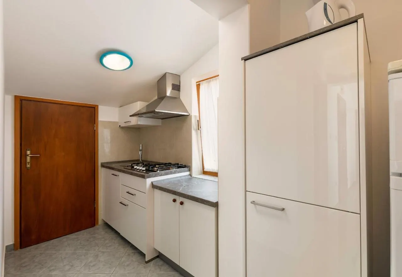 Apartments Josip Rabac