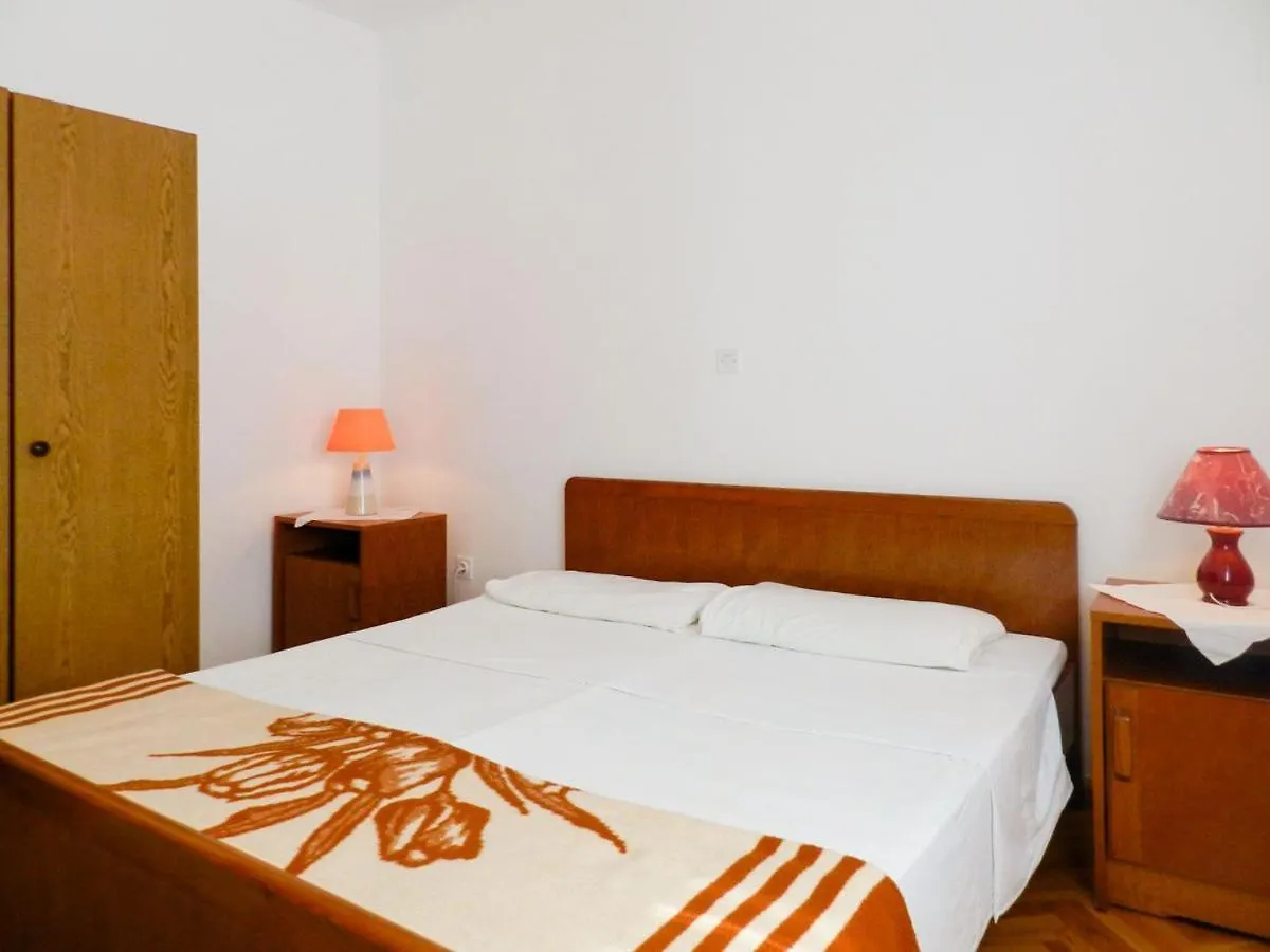 Apartments Josip Rabac